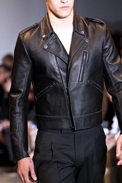 Look 36